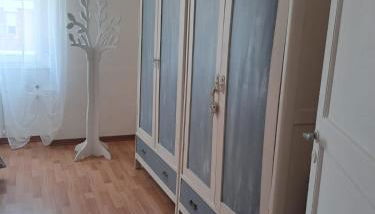 Va Bin Parej - Intero appartamento - Allianz Arena Juventus Stadium & Reggia di Venaria - Foto 4, wardrobe