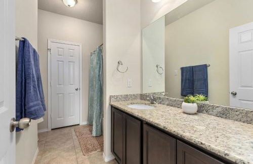 NEW 12 Bd Temple House, up to 14 PPL, Perfect for Families, Contractors, Large Groups, In Home Theatre, Arcade, Billiards - Professionally Managed By Stay Albatross Furnished Rentals - Foto 20