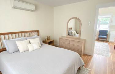 Modern, Quiet and Charming Downtown Apartment - Foto 1