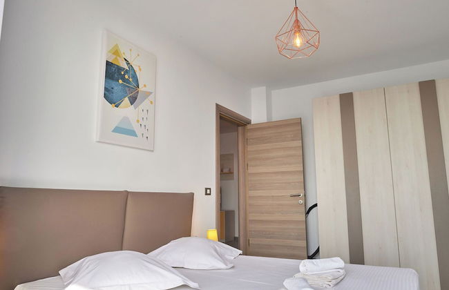 Mamaia Alezzi - Foto 13