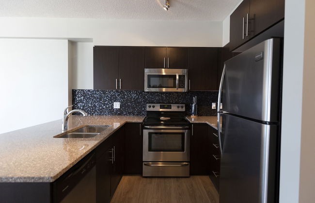 Icon 2 Apartments by Corporate Stays - Photo 18