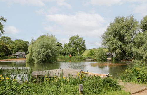 Maple Lodge at Bridge Lake Farm & Fishery - Foto 18