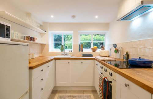 Beautiful 2 Bedroom Cottage in the Cotswolds - Photo 76