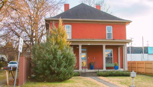 East Nashville upstairs apartment, one queen BR, 2 twin BR,1bath in Five Points, close to downtown - Foto 5