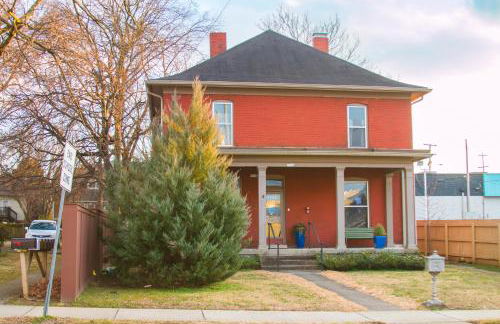 East Nashville upstairs apartment, one queen BR, 2 twin BR,1bath in Five Points, close to downtown - Foto 5