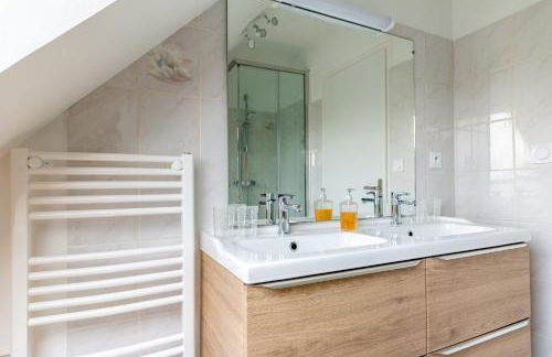 Magnifique maison colorée avec jacuzzi - La Rose des Vents - Foto 6