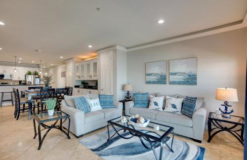 Lake Conroe Waterfront Home Patio and Shared Pool! - Photo 6