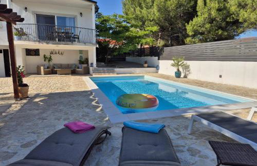 Villa R&B heated pool - Photo 1