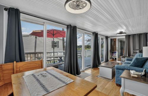 Welcome to Hokie Haven by the Bay - where Chesapeake sunsets meet Hokie spirit. - Foto 21