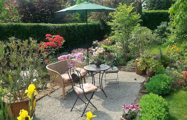 If you Want to Explore Lower Silesia, Sunny Apartment is the Perfect Location - Foto 24