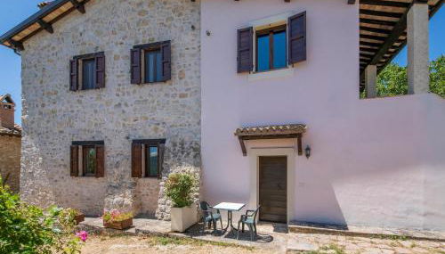 Quiet Holiday Home in Sellano With Swimming Pool a few Kilometers From Rasiglia - Foto 2