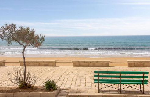 Gorgeous Apartment In Cava D'aliga - Foto 6