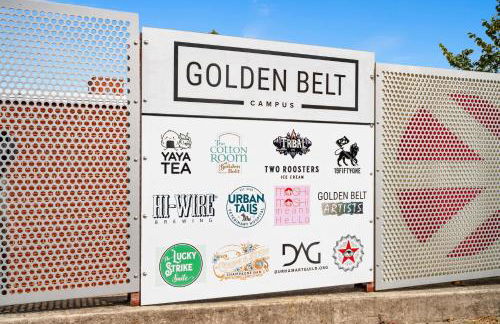 7 Min walk to Golden Belt - 4 Min Drive to Downtown - 7 to Duke - Photo 2