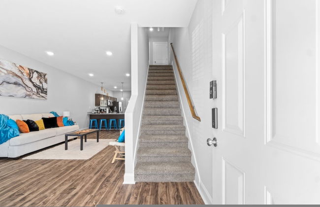 Sapphire Oasis A Luxurious Townhouse Retreat Near Nashville Ft Campbell - Foto 2