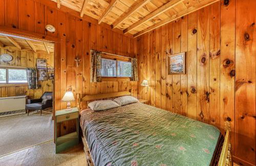 Basic Adirondack Camp - Foto 10