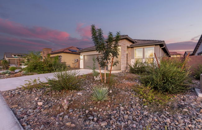 Charming Home in the Desert - Photo 31