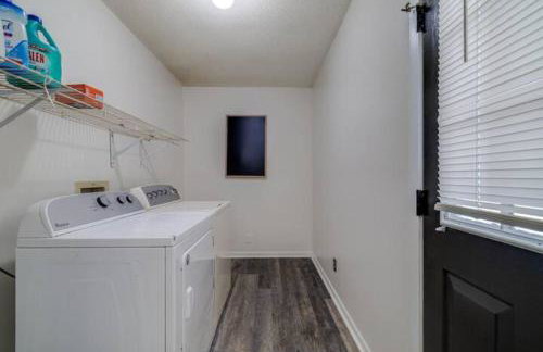 The Peach Family Friendly Oasis - Photo 16