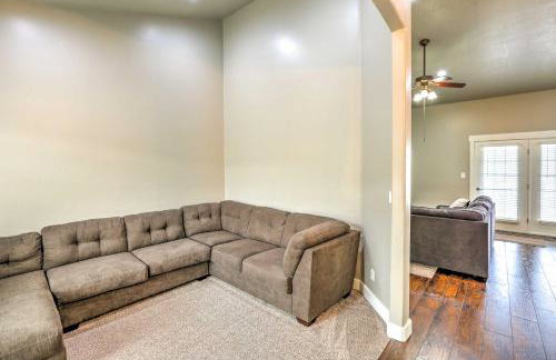 Elegant Smithfield Home with Views - 6 Mi to USU! - Foto 6