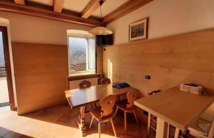 CAMPO BASE CADORE con parcheggio auto e garage moto - Foto 15