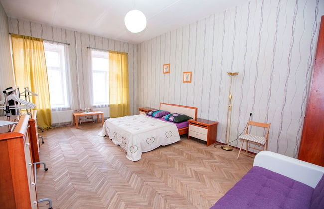 Feelathome on Lower Nevsky - Photo 15