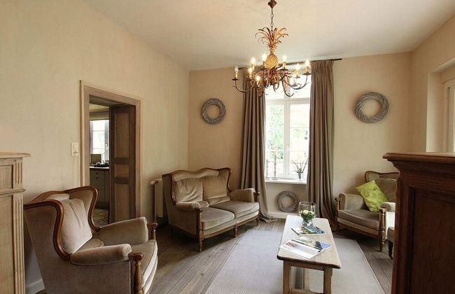 Unique Holiday Home in Virton with Hot Tub - Foto 8