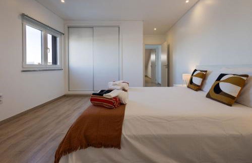 Casa Férias com Piscina Aquecida e Suítes Privadas - Foto 19