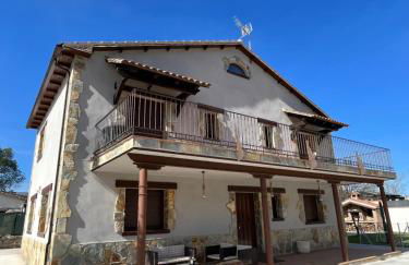 Casa Rural El Pinaron - Photo 1