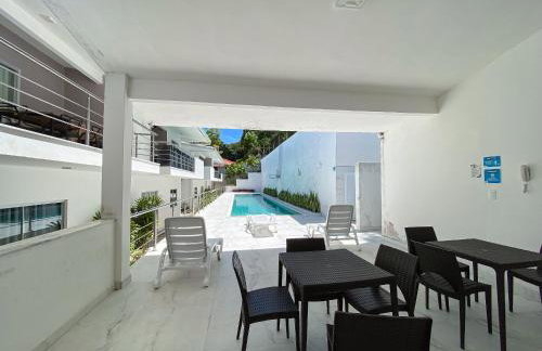 Apto Térreo com 2 quartos (ambos com ar split), sendo 1 suíte, internet privativa 300MBPS, no Residencial Vila Regina, condominio com piscina e área gourmet bem próximo a praia de Taperapuã - Foto 8