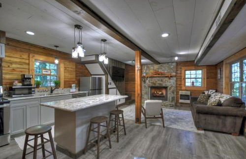 Happy Trout Hideaway - Creek Views Of Hot House Creek, Hot Tub, Outdoor Fire Pit, Cozy Atmosphere - Mineral Bluff, GA - Foto 17