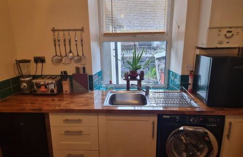 Traditional 19th Century Slate Miners Cottage - Foto 5