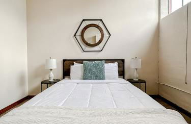 Sleepover 2BD 1BA Condos Downtown Springfield - Foto 47