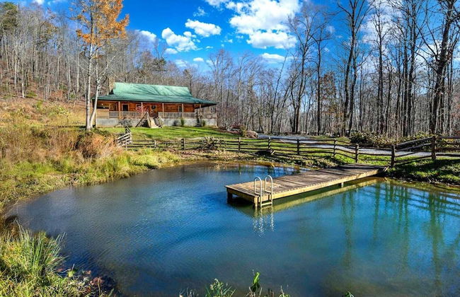 Deer Haven by Avantstay Cabin w/ Pond, Waterfall - Photo 1