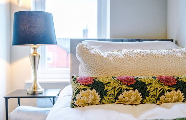 Salford Sanctuary 5 Bed House - Foto 4