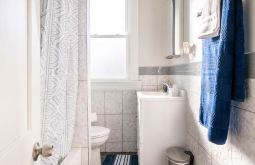 Comfortable 4 Bedroom Home with City View Near Capitol Hill Washington DC - Foto 6