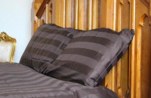 Lavish 2 bed sleeps 5 near Lanark - Photo 11