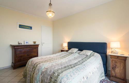 Villa in Hyères near Beach & Pool - Foto 18