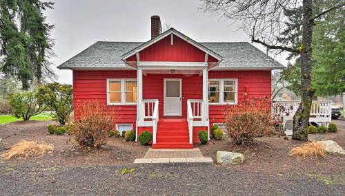 2-Acre Farmhouse in Redmond with Deck and Grill! - Foto 3