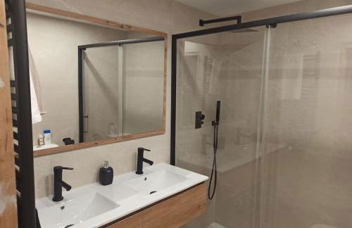 Agradable adosado en soto de llanera - Foto 21