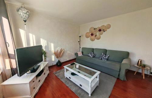 T3 COSY petit balcon 5mins France miniature - Foto 2