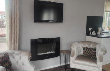 LUXURY LODGE WITHIN A GOLF & LEISURE CLUb - Foto 11