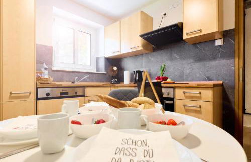 Praktisch&Zentral für Gruppen und Firmen-3 Schlafzimmer- 6 Personen-Parkplatz-Balkon-Stadtmitte-schnelles WLAN - Foto 10