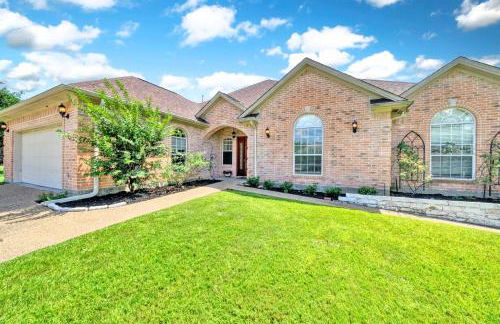 Luxury Home with Gourmet Kitchen - 3 Miles to A&M, Sleeps 14 - Foto 39