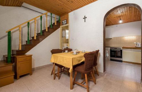 2 Bedroom Stunning Home In Susak - Foto 4
