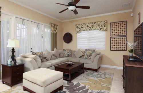 Luxury Villa 5 Bedrooms Minutes from Disney in the Reunion resort - Foto 7