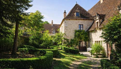 La Familiale, Aile du Château de Busqueilles à Autoire, 3 chambres, 3 SDB, vue parc & calme - Photo 1, Garden, Garden view