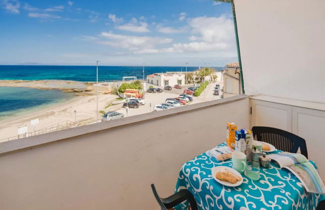 Breathtaking Seaview Apartment in Porto Torres - Foto 15
