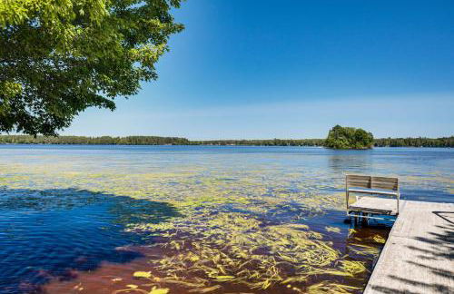 Solberg Lake House Dock, Deck and Stunning Views! - Foto 3