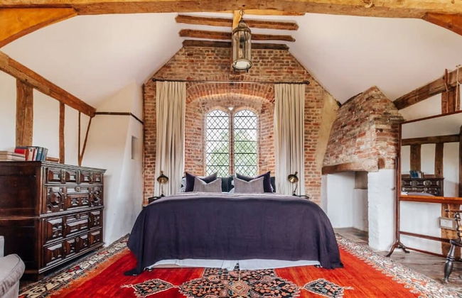 Lavish Tudor Estate Gardens - Sleeps 25 - Foto 65