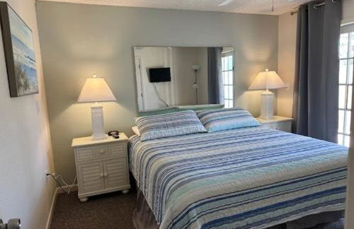 Treasure Island Beach Club 727-360-7096 - Foto 23