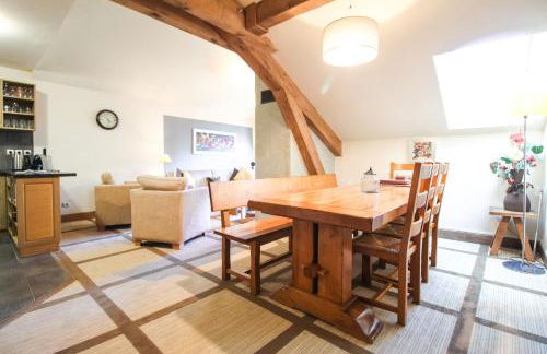 Exceptional 3 bed Penthouse with fireplace and stunning views - Foto 43